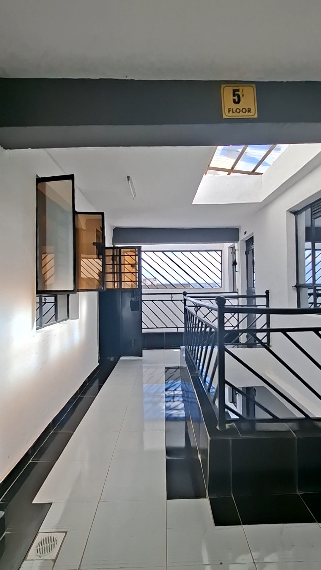 Newly built, 2 bedroom master en suite, INFINITY, 21k